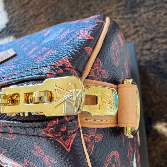 Grace Coddington Louis Vuitton Monogram Cat Speedy 30 Bag - Picture 3 of 10